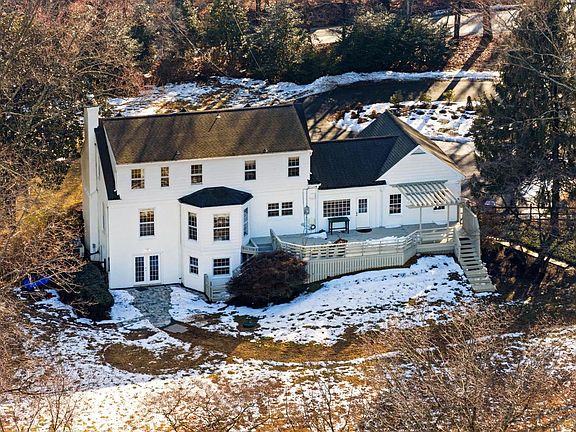 2nd image of 9101 Warfield Rd