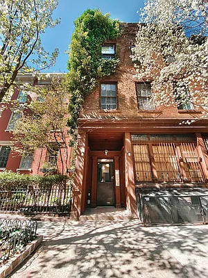 Rented by Waverly Realty Associates | media 1