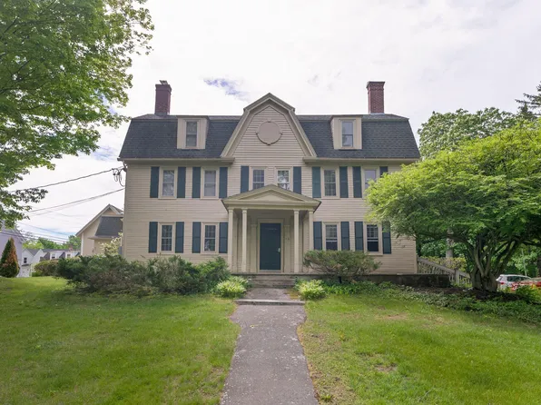 13 Grove Street #3, Kennebunk, ME 04043
