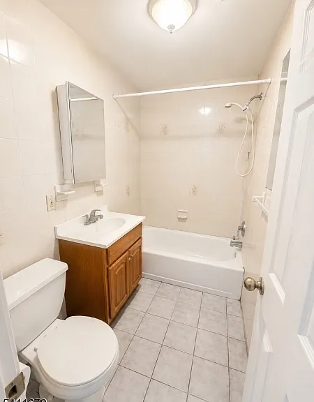 128 Columbus Pl #1 — Photo 4