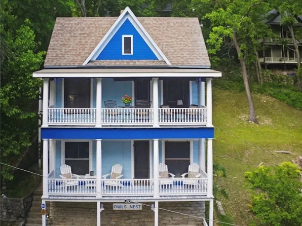 19 Pine St, Eureka Springs, AR 72632