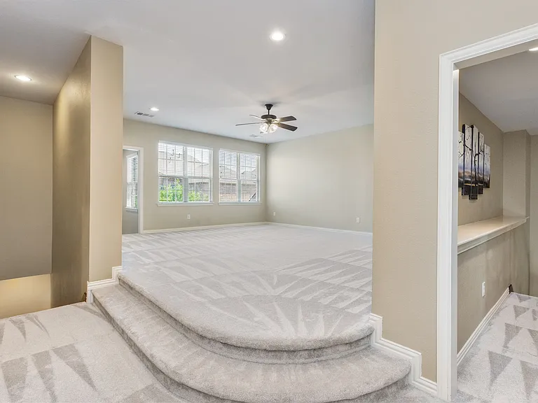 13336 Thornton Dr — Photo 20