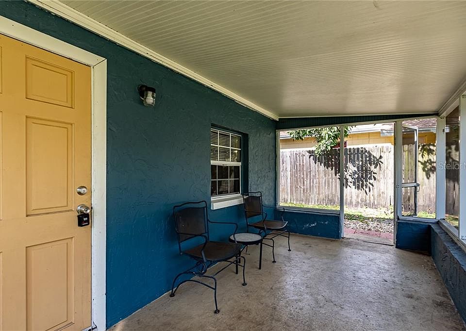 1st image of 7006 Palmetto Ln