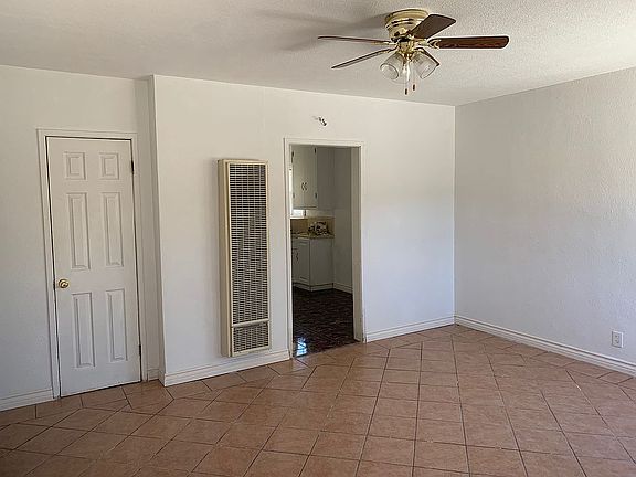 2nd image of 1815 Keeler St