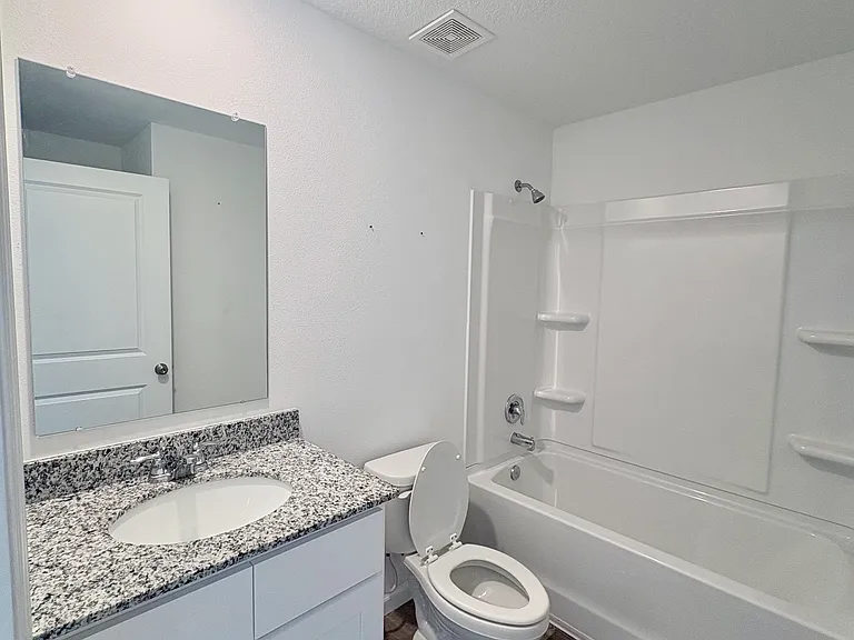 7162 N Glenridge Cir — Photo 4