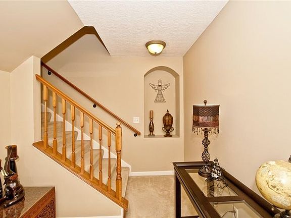 3rd image of 7104 English Dr #1-101