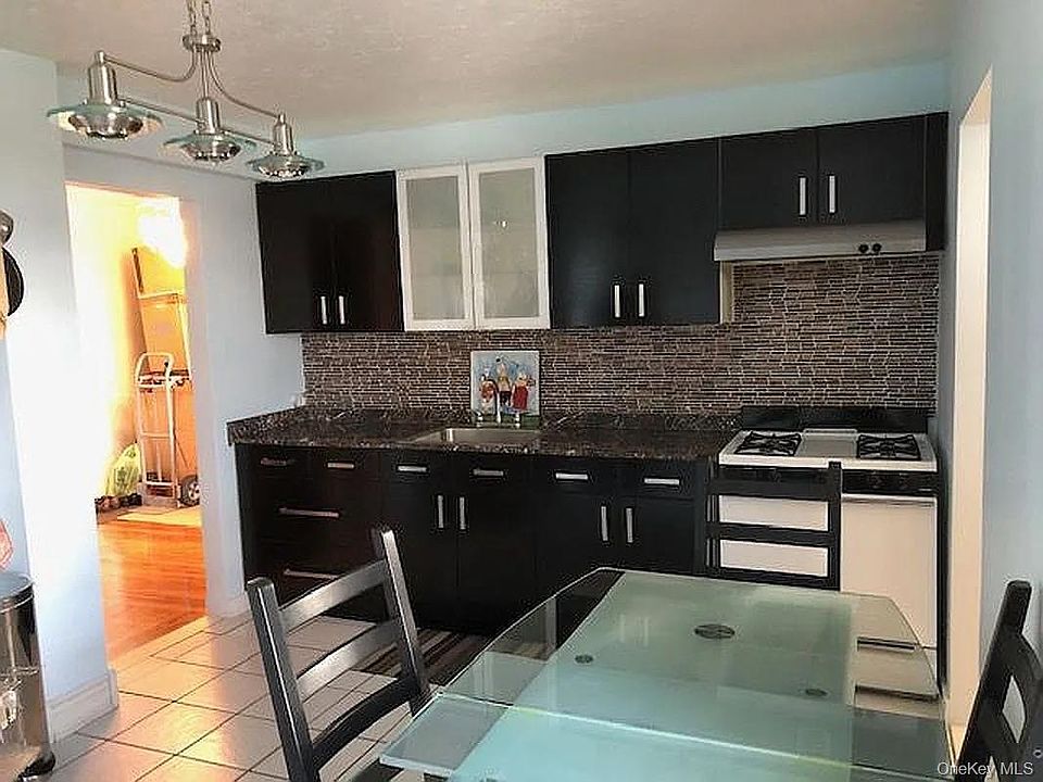 1st image of 3080 Voorhies Avenue #5K