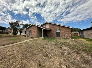 2829 Lancer Ln, Garland, TX 75044