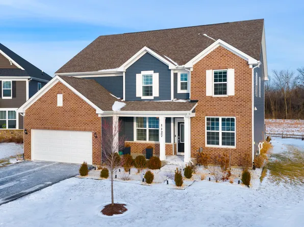 1127 Hibbard Rd, Naperville, IL 60563