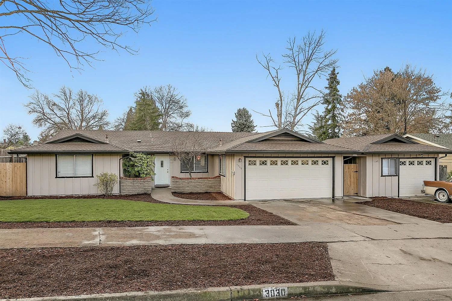 3030 El Dorado Dr photo 1