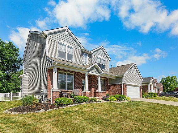 4th image of 4493 Cherry Blossom Dr