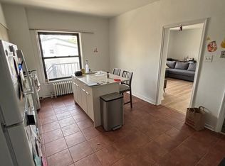 631 Maryland Ave APT 8, Pittsburgh, PA 15232