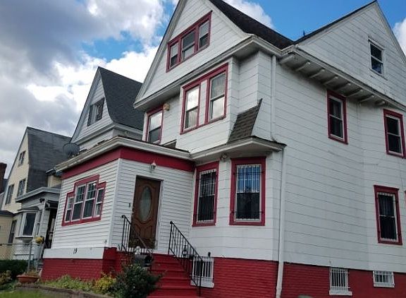 2nd image of 19 Whittlesey Ave