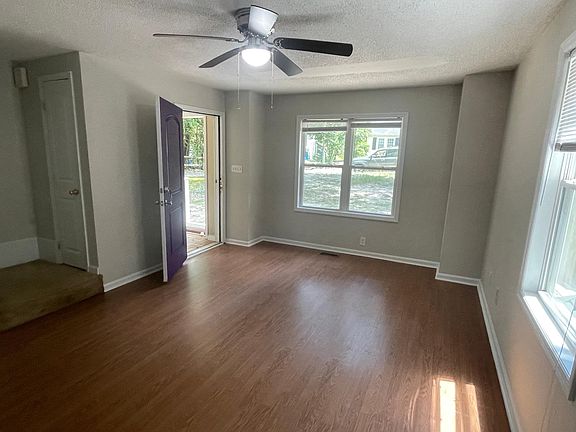 5th image of 114 S Woodlawn Ave #B