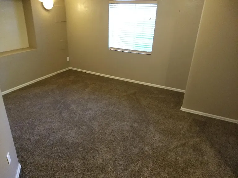 9568 Clayton Ct — Photo 22