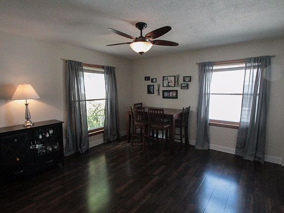 5th image of 1402 E Crawford Ave
