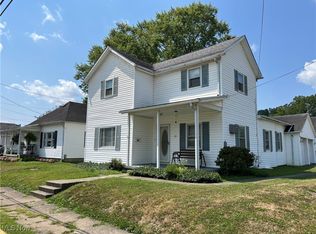 23 N Buckeye St, Crooksville, OH 43731