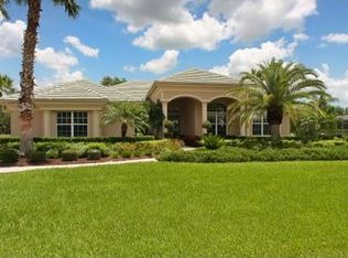 7719 Alister Mackenzie Dr, Sarasota, FL 34240