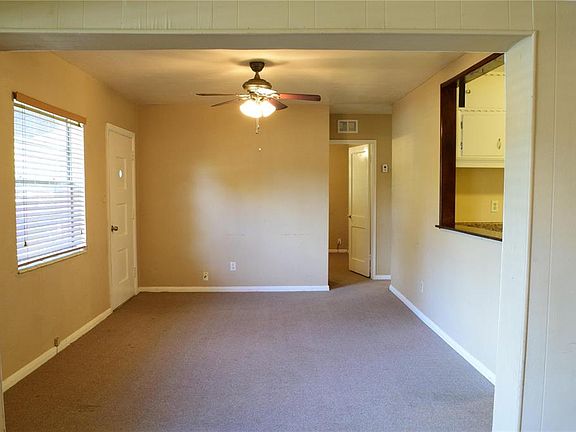 3rd image of 4416 W Lawn Ave