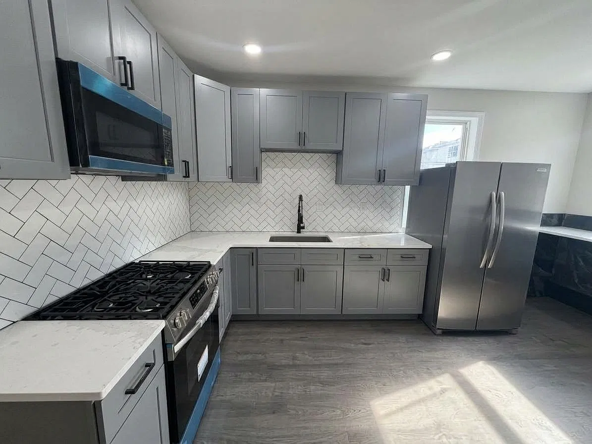 3 bed, $2,550 — Photo 2