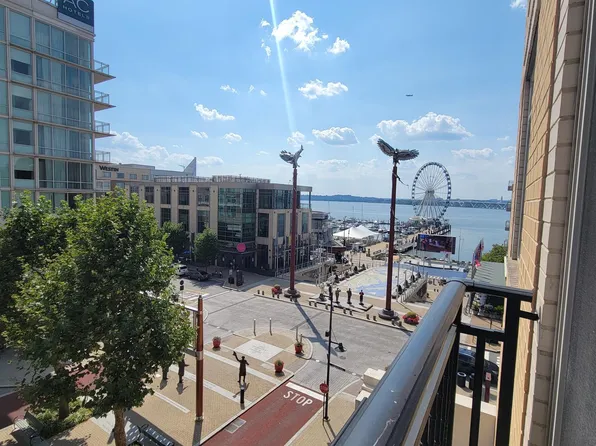 155 Potomac Psge Unit 318, Oxon Hill, MD 20745