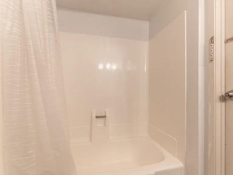 4090 Gold Coast Dr #1 — Photo 7