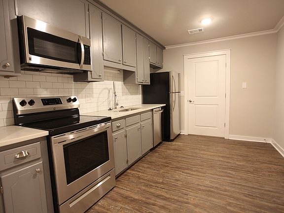 4th image of 114 Lacosta Cir