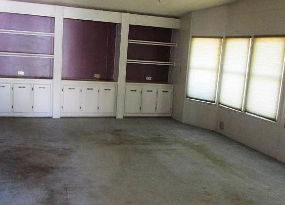 4th image of 714 Rock Ct