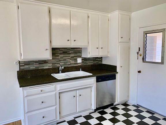 2nd image of 1309 N Martel Ave APT 306