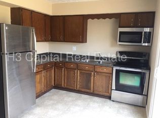 1409 Poplar St, Highland, IL 62249
