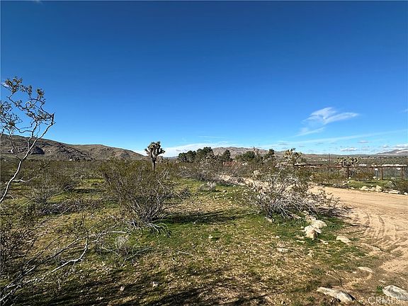 4th image of 0 Cahuilla Rd