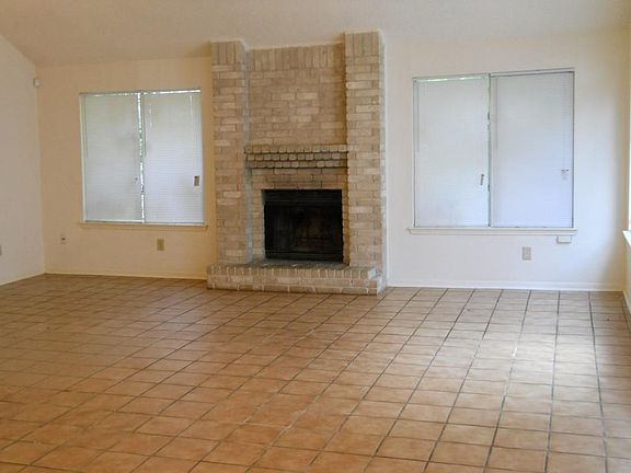 4th image of 12810 Ashford Knoll Dr