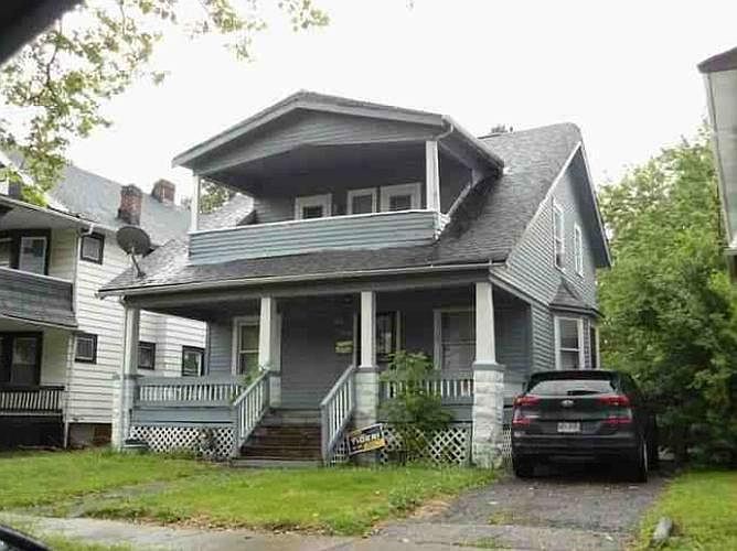 1st image of 3648 E 151st St