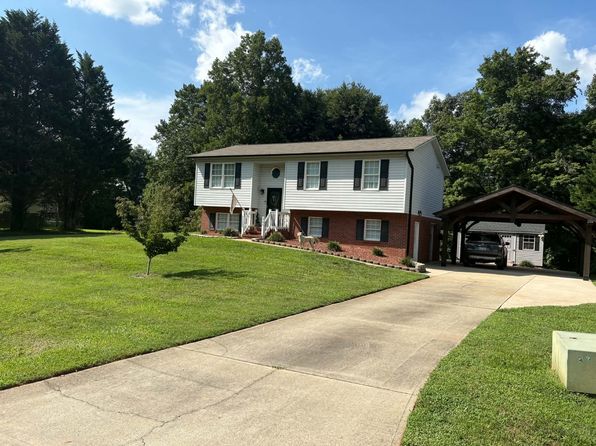 307 Woodbridge Dr