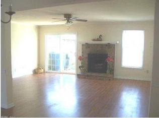 1633 Sword Dancer Dr, Virginia Beach, VA 23454