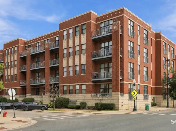 4011 N Francisco Ave Unit 111, Chicago, IL 60618