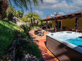 5515 El Arbol Dr, Carlsbad, CA 92008