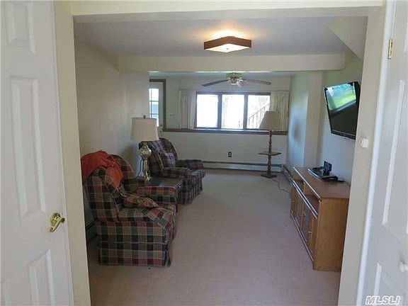 2nd image of 267 Oconnell St