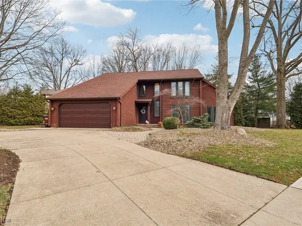 3843 Willow Run, Westlake, OH 44145