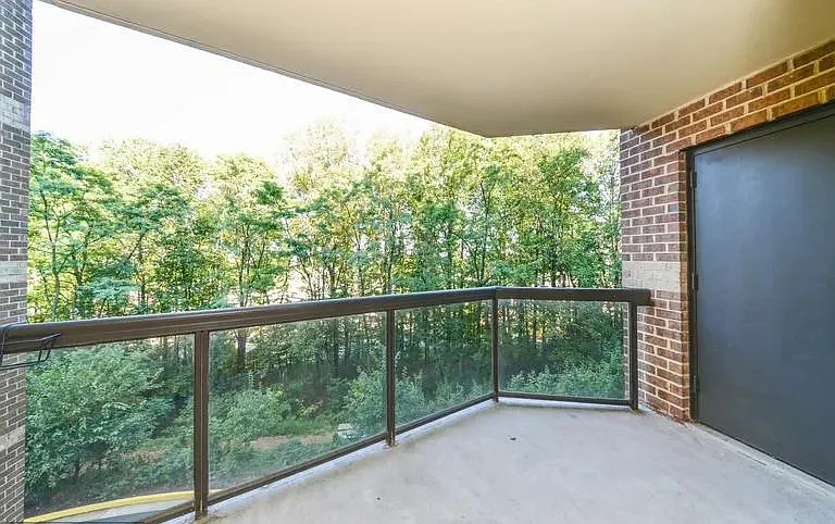 8370 Greensboro Dr #216 — Photo 28