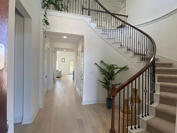 3rd image of 808 Marbella Vista Way