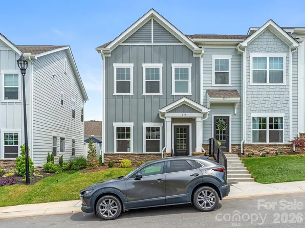 137 Cherry Springs Ln #12, Asheville, NC 28804