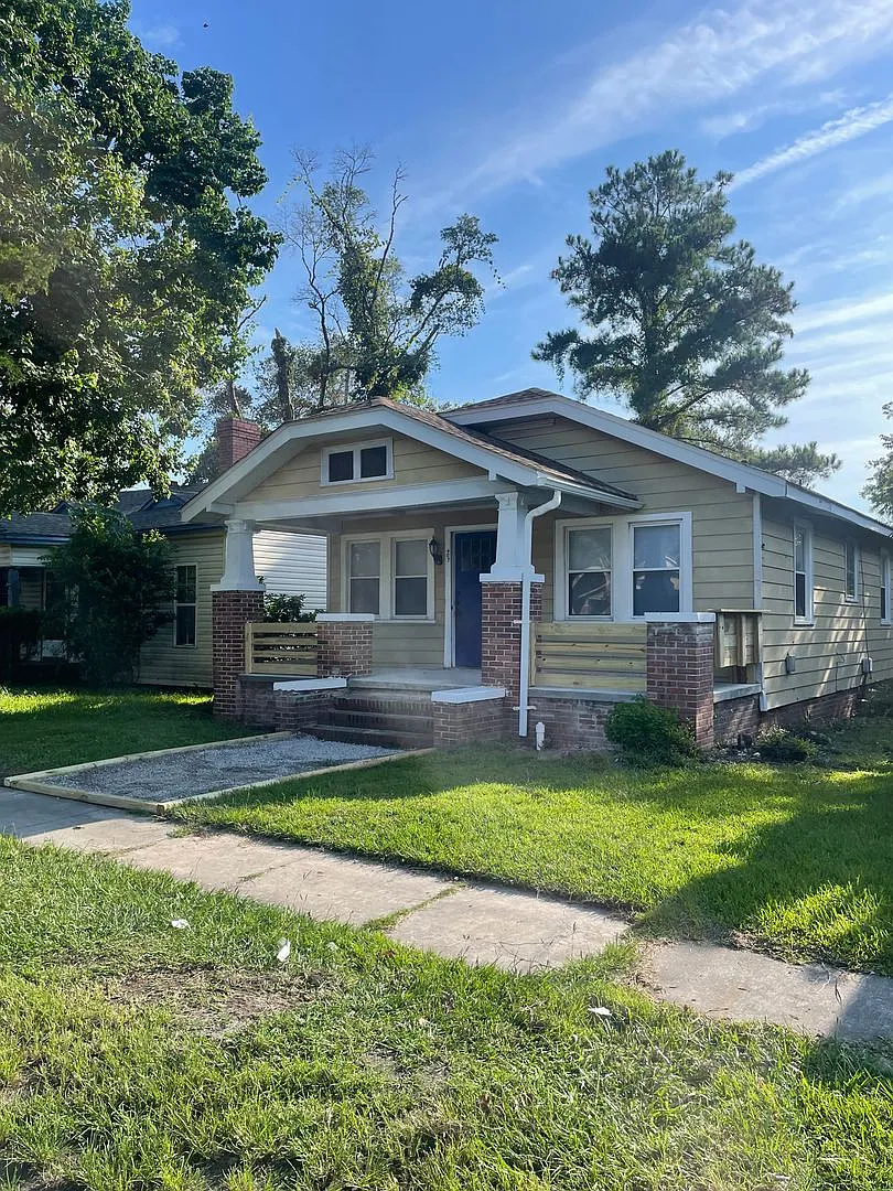 Historic Downtown Wilmington Single Family — Photo 3