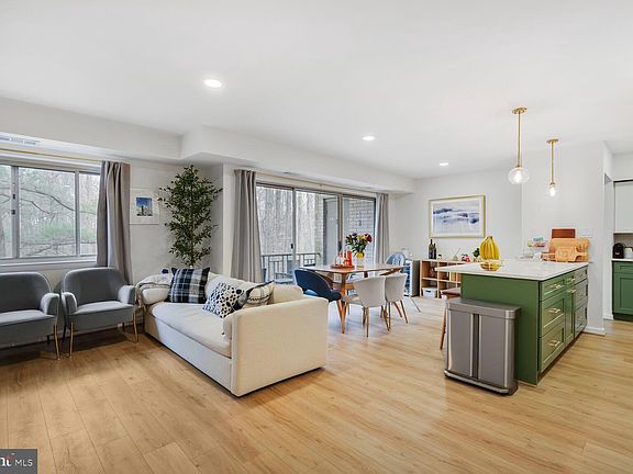 3rd image of 12401 Braxfield Ct #480-12