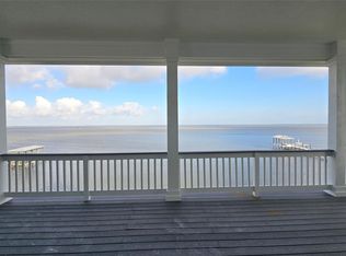 26638 Bay Water Dr, Galveston, TX 77554