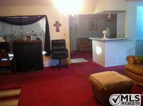 4th image of 313 Diamond Dr