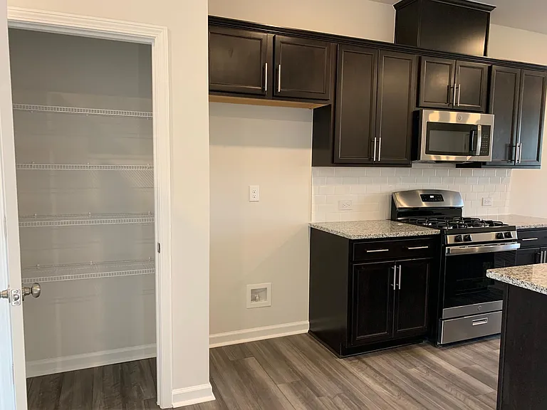 5375 Arkose Dr — Photo 5