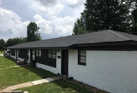 314 E Ash St — Photo 1