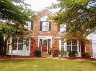 186 Beacon Point Ln, Grover, MO 63040