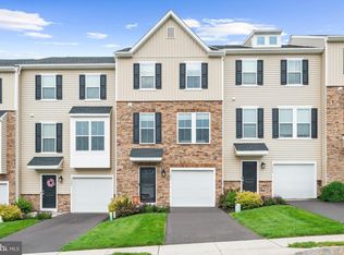 7521 Clayton Ave, Coopersburg, PA 18036
